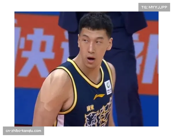 广东队内线防守漏洞频出 面对强队战绩0胜5负遭质疑 广东队内线防守漏洞频出 面对强队战绩0胜5负遭质疑